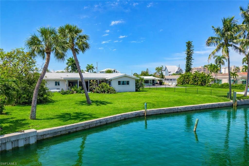 LAGUNA SHORES - Residential