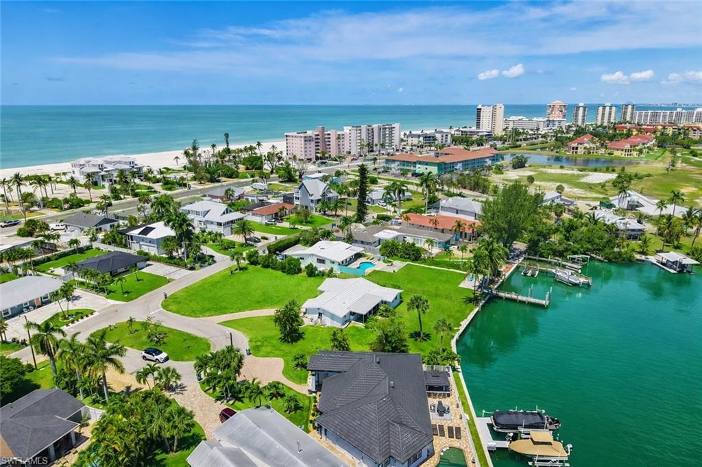 LAGUNA SHORES - Residential