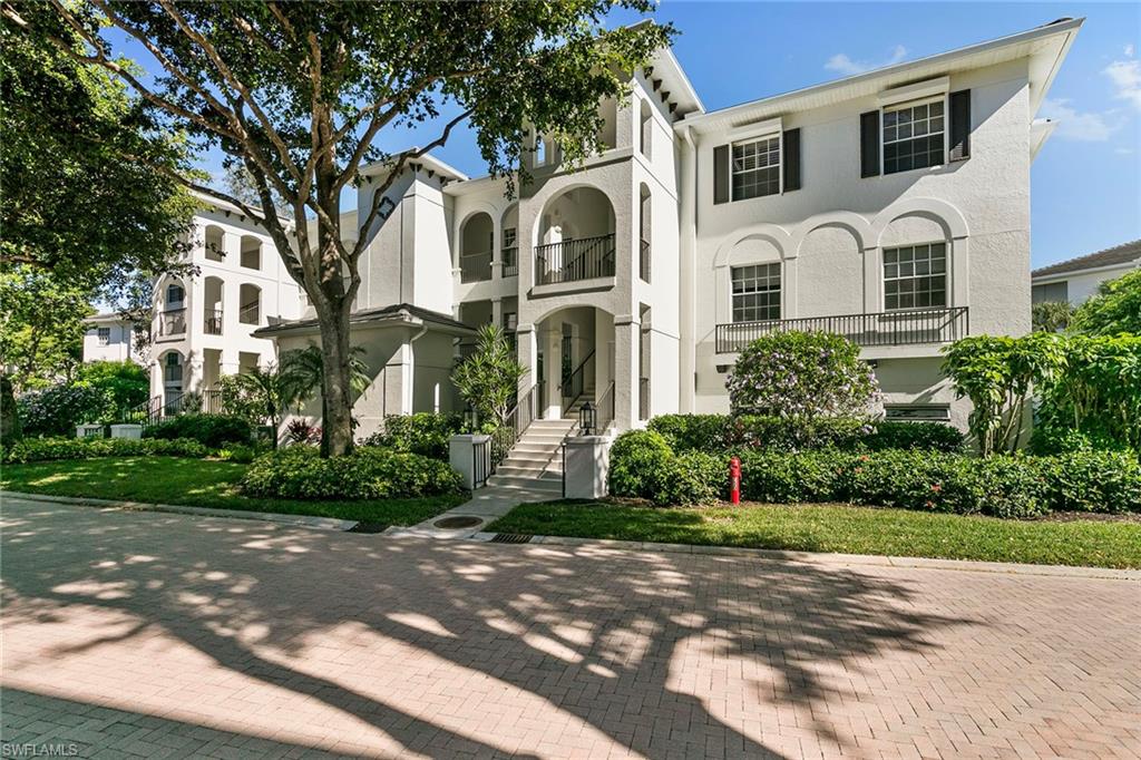 BREAKWATER - Residential