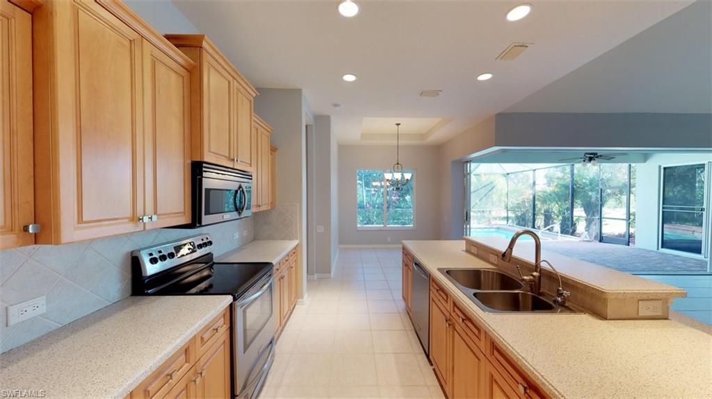 BLACKHAWK - Residential