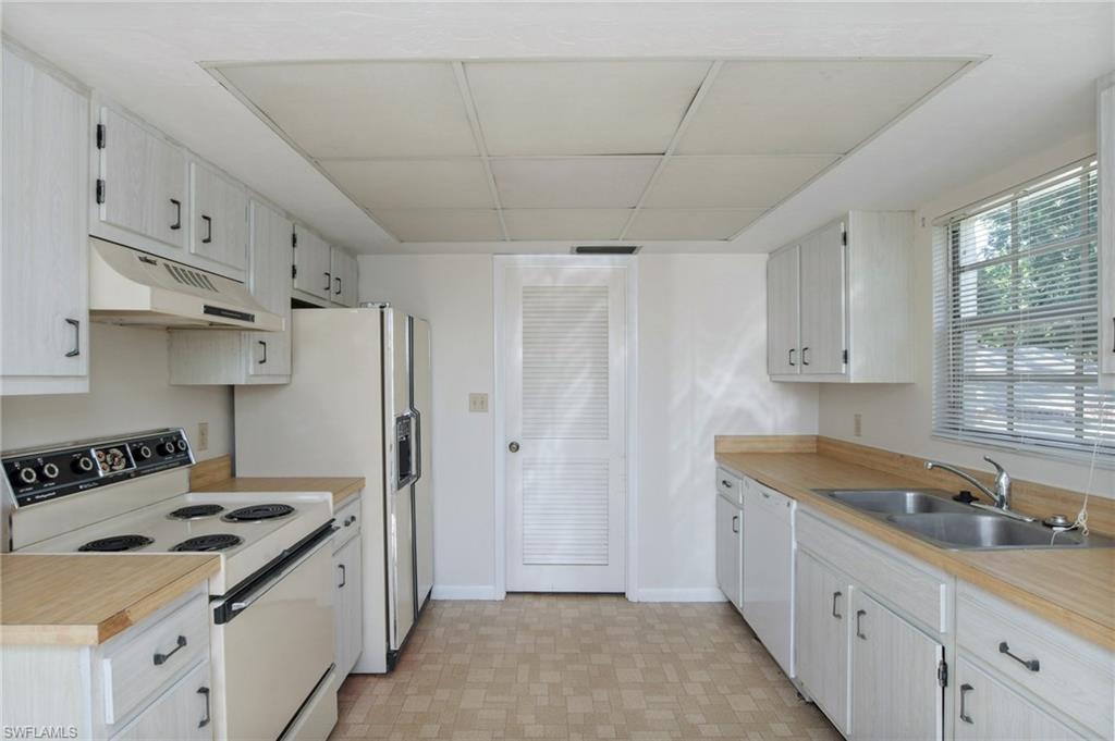 LAKEVIEW PINES - Residential