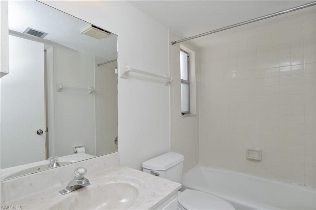 LAKEVIEW PINES - Residential