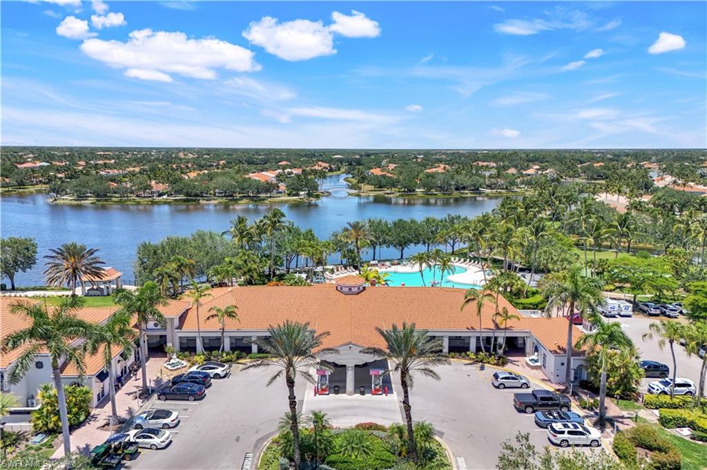 ISLAND WALK - Residential