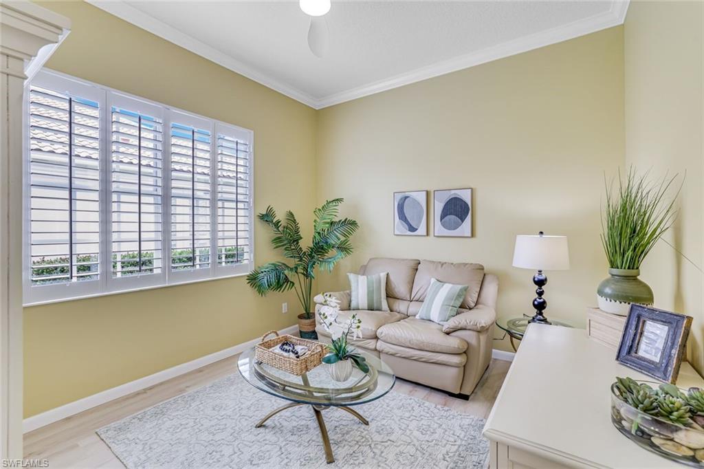 ISLAND WALK - Residential