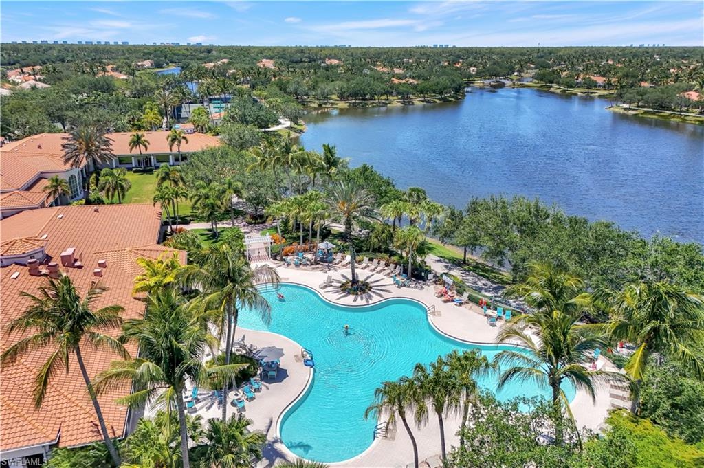 ISLAND WALK - Residential