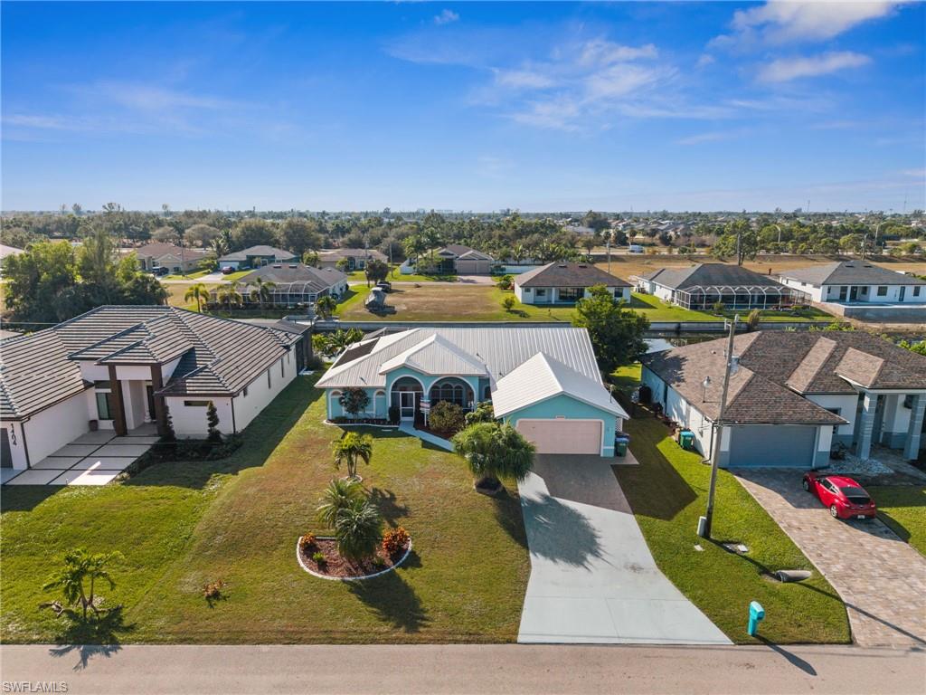 CAPE CORAL - Residential