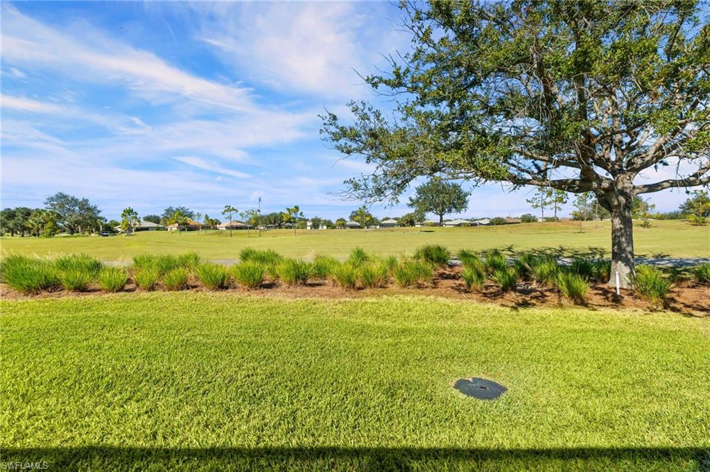 COUNTRY CLUB - Residential