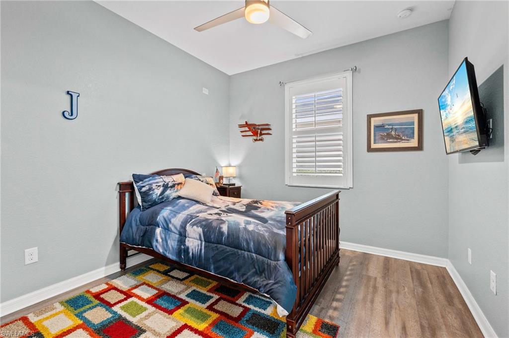 COUNTRY CLUB - Residential