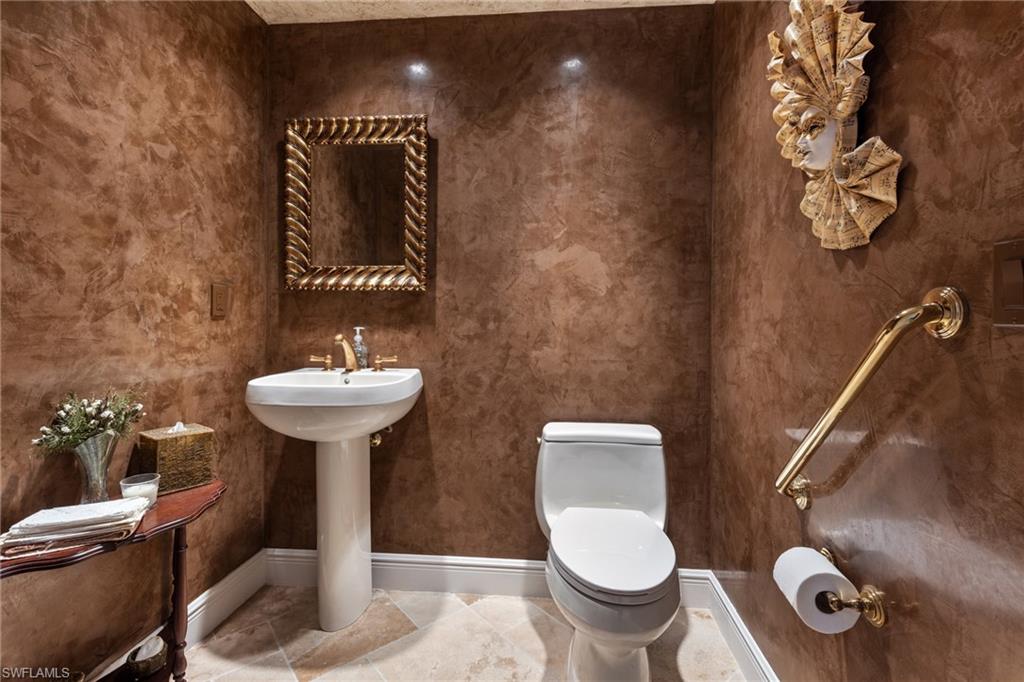 AVERSANA - Residential