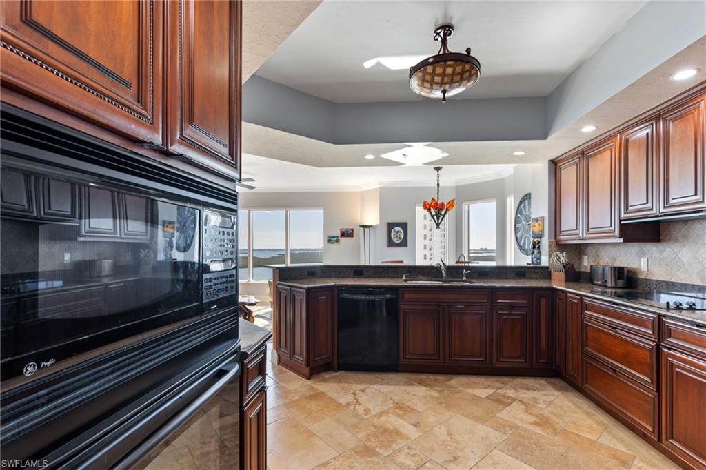 AVERSANA - Residential