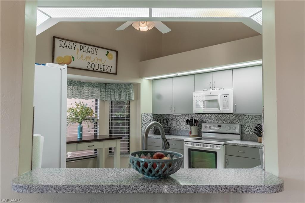 ISLANDS AT THREE OAKS - Residential