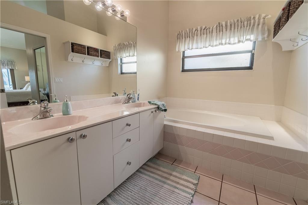 ISLANDS AT THREE OAKS - Residential