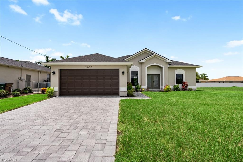 CAPE CORAL - Residential