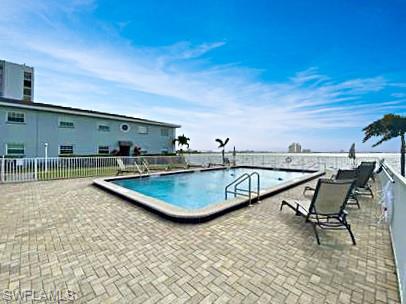 PALMS AT WATERS EDGE - Residential