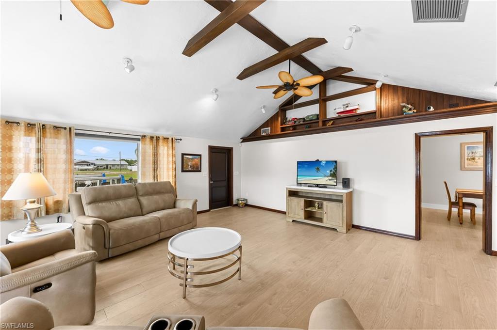 YACHT CLUB COLONY - Residential