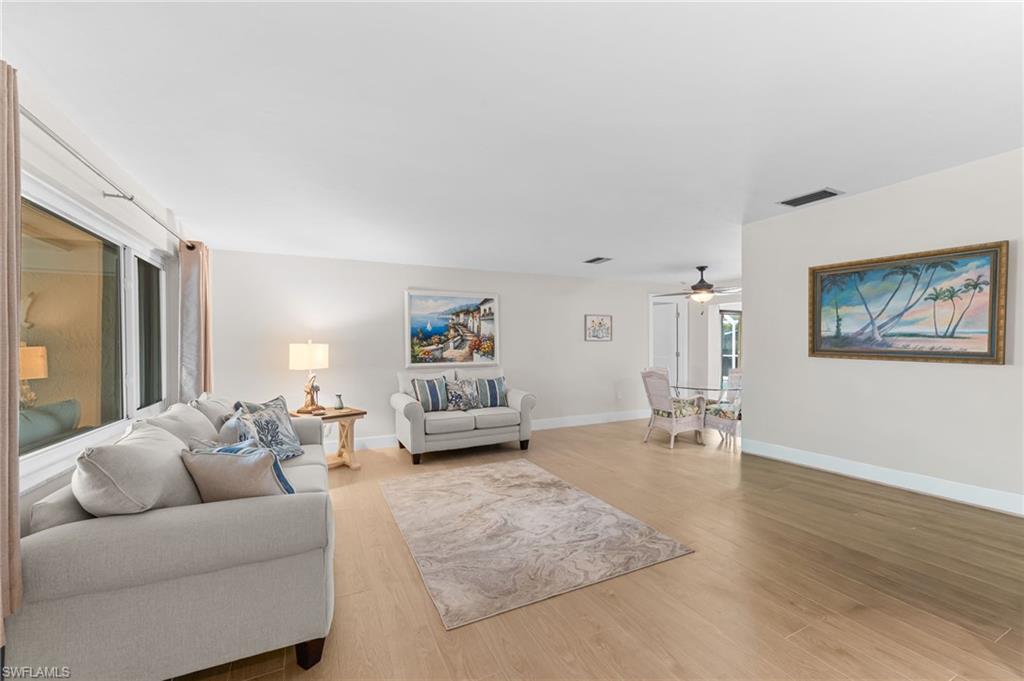 YACHT CLUB COLONY - Residential