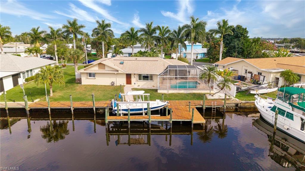 YACHT CLUB COLONY - Residential