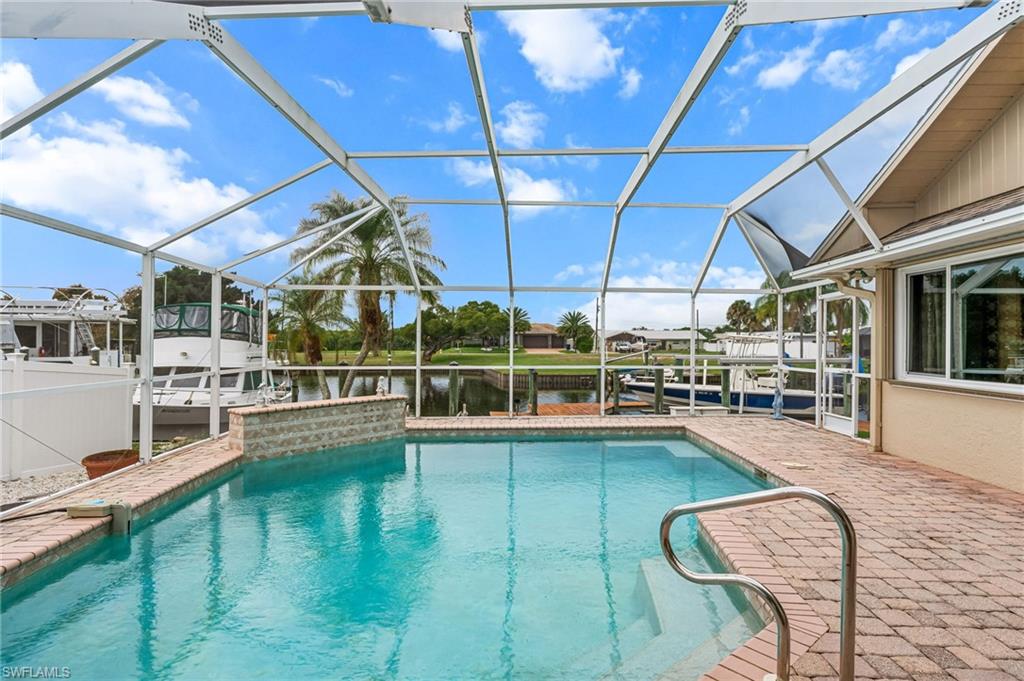 YACHT CLUB COLONY - Residential