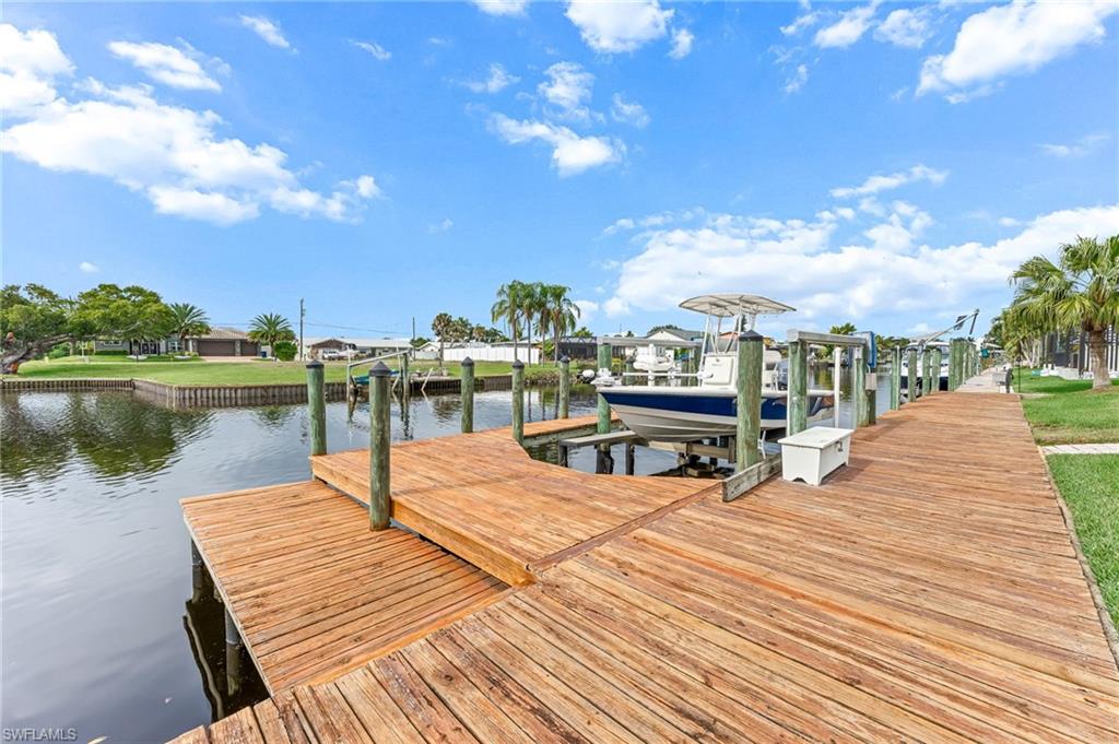 YACHT CLUB COLONY - Residential