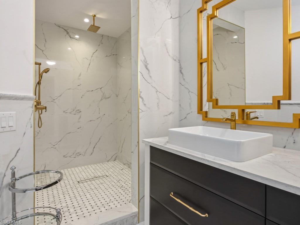 VICTOR DEL REY - Residential