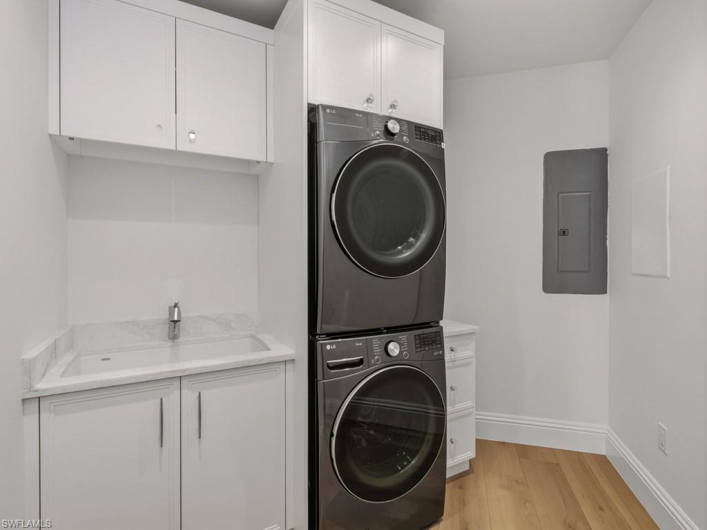 VICTOR DEL REY - Residential