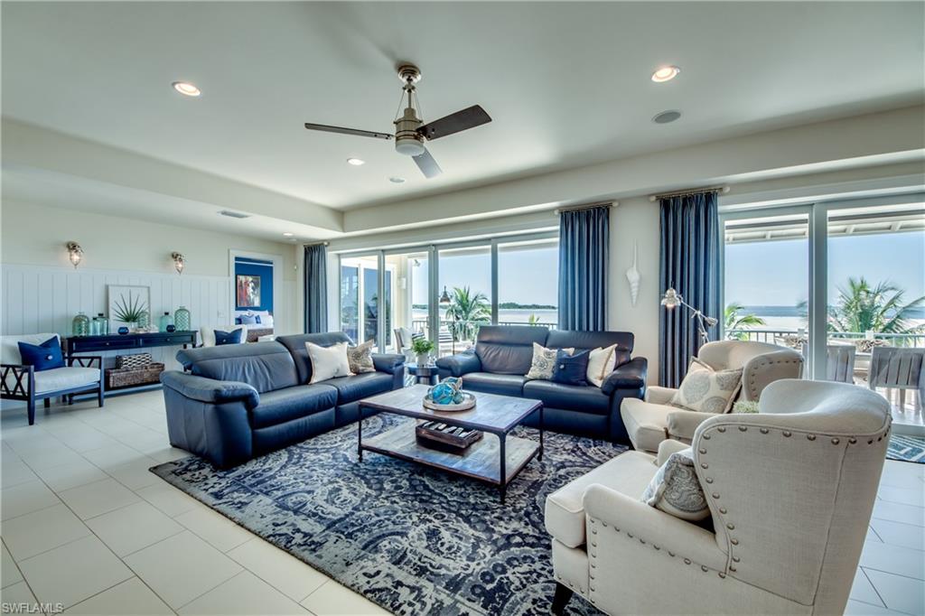 LAGUNA SHORES - Residential
