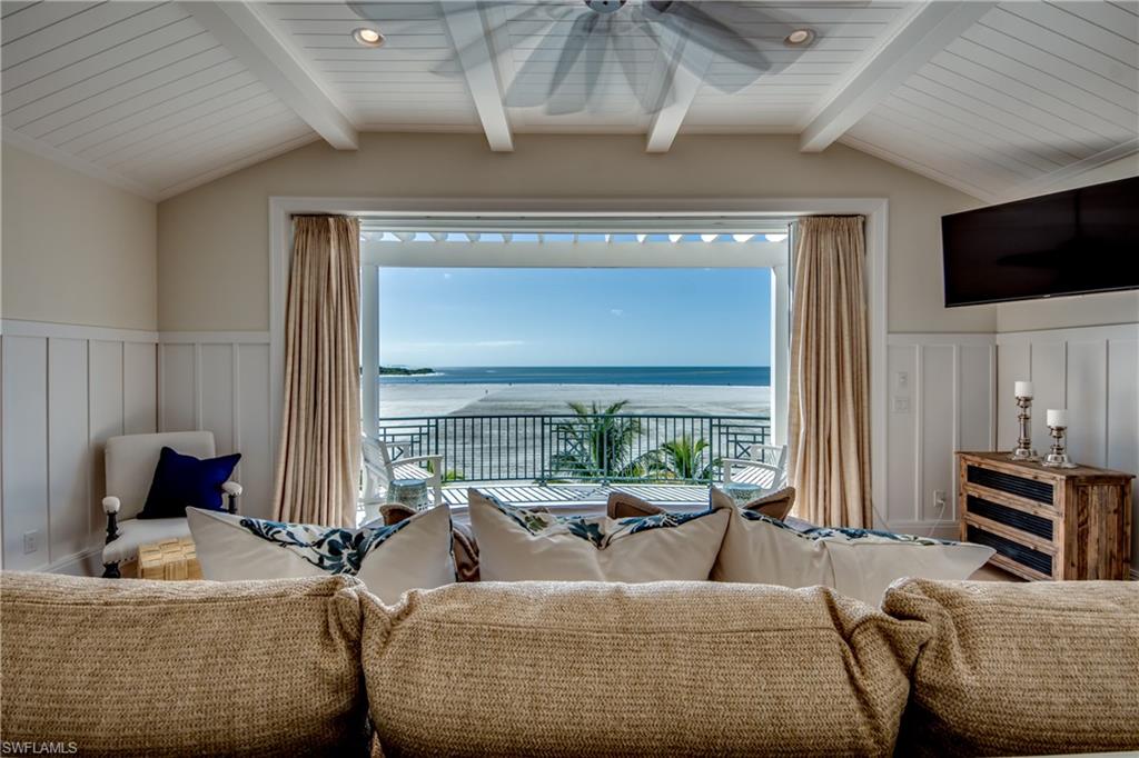 LAGUNA SHORES - Residential