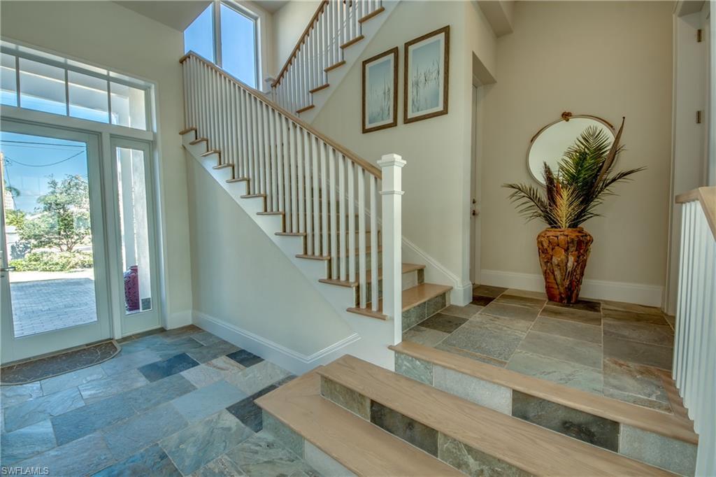 LAGUNA SHORES - Residential