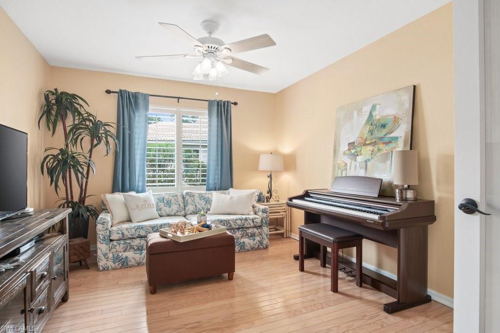 THE SHORES - Residential