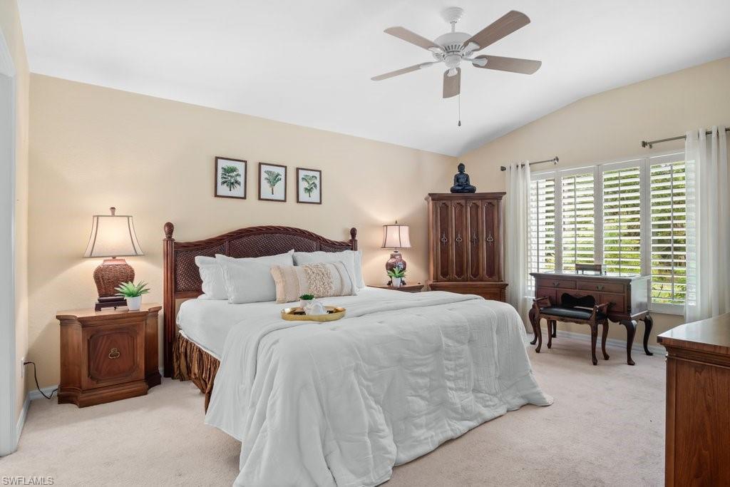 THE SHORES - Residential