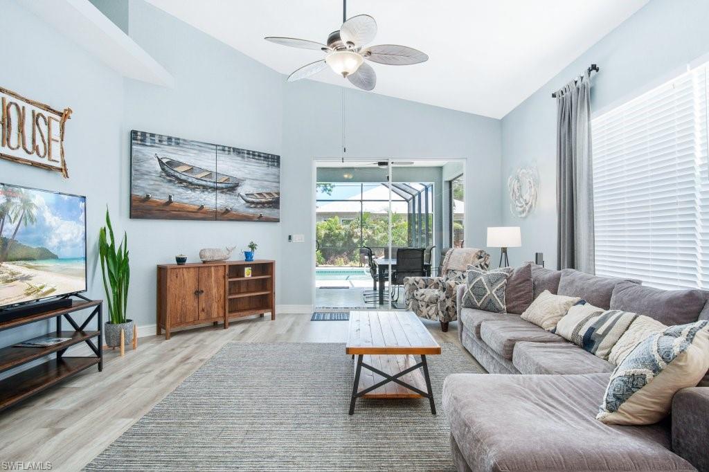 NAPLES PARK - Residential