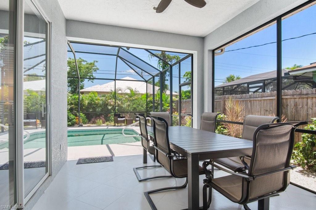 NAPLES PARK - Residential