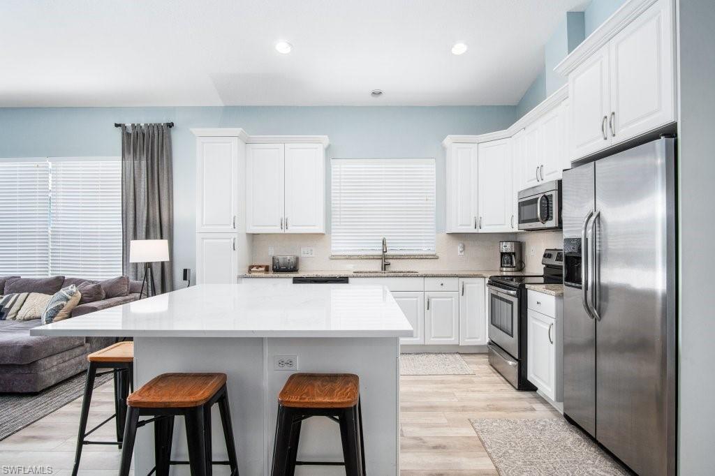 NAPLES PARK - Residential