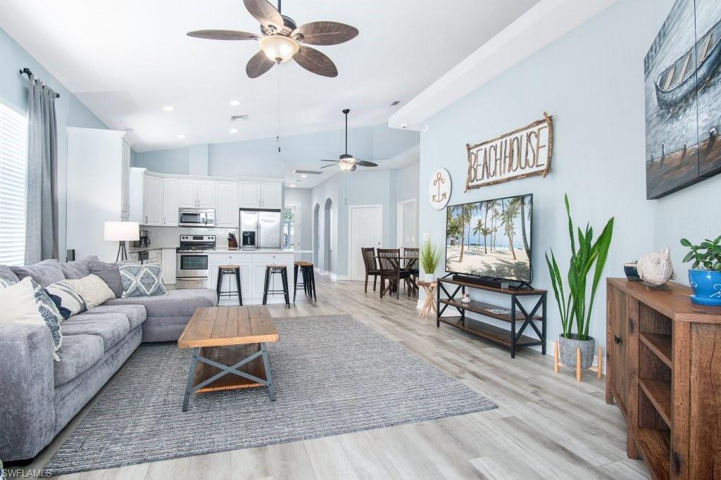 NAPLES PARK - Residential