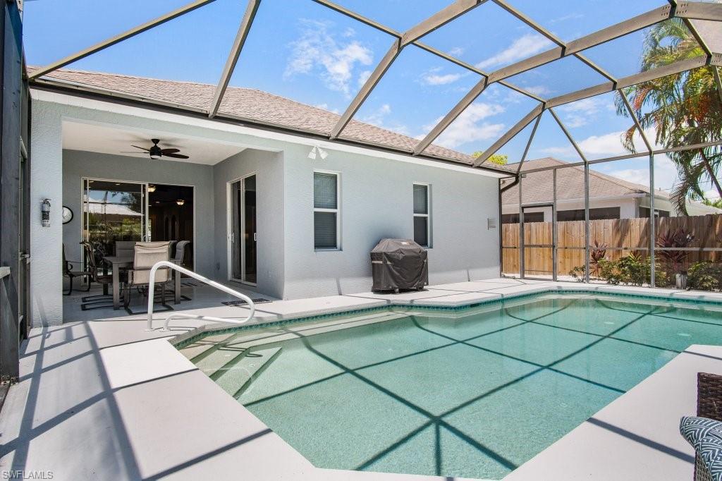 NAPLES PARK - Residential