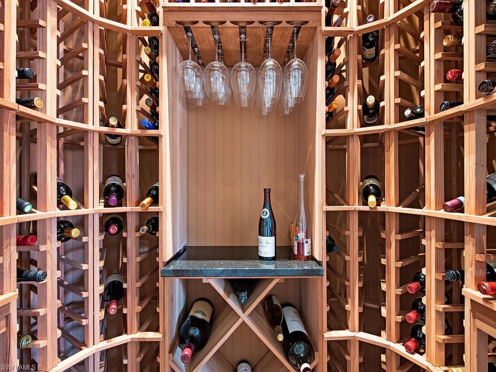 AQUALANE SHORES - Residential