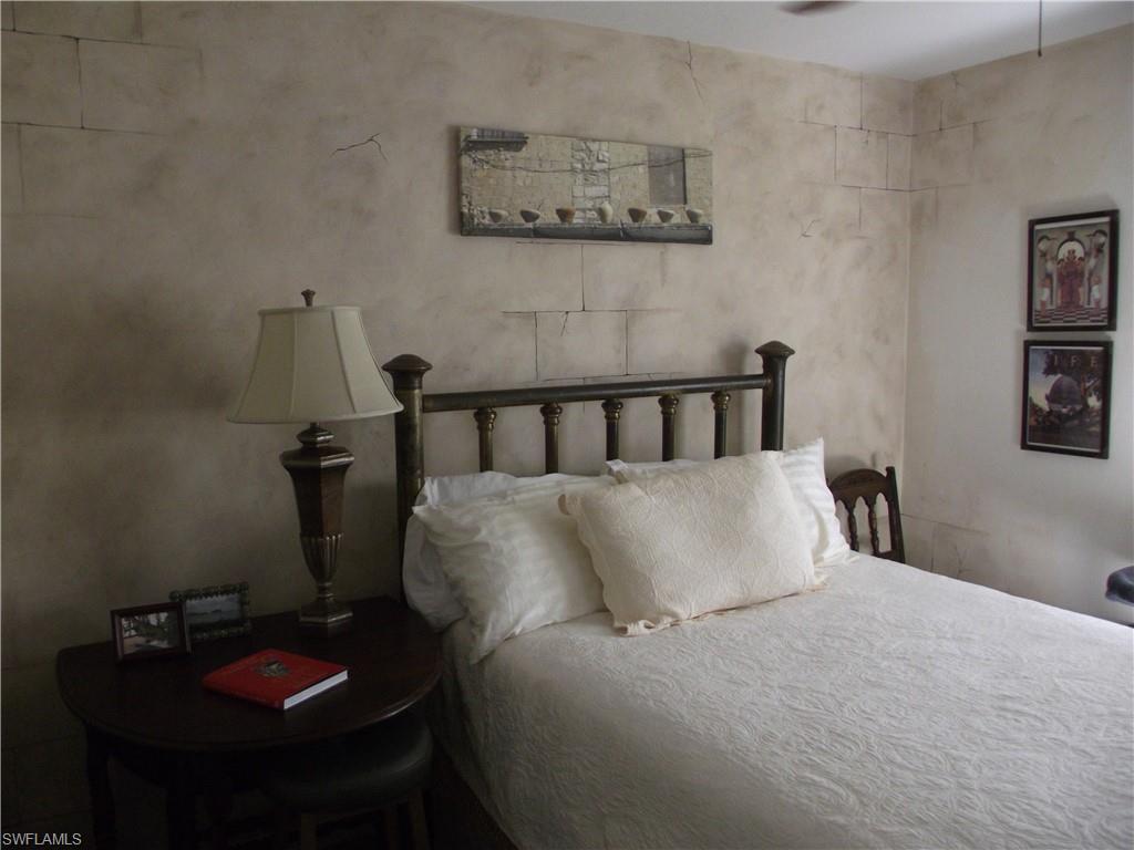 RIVERWOODS OF BONITA CONDOMINIUM - Residential