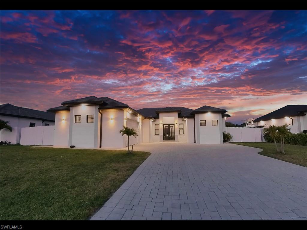 CAPE CORAL - Residential