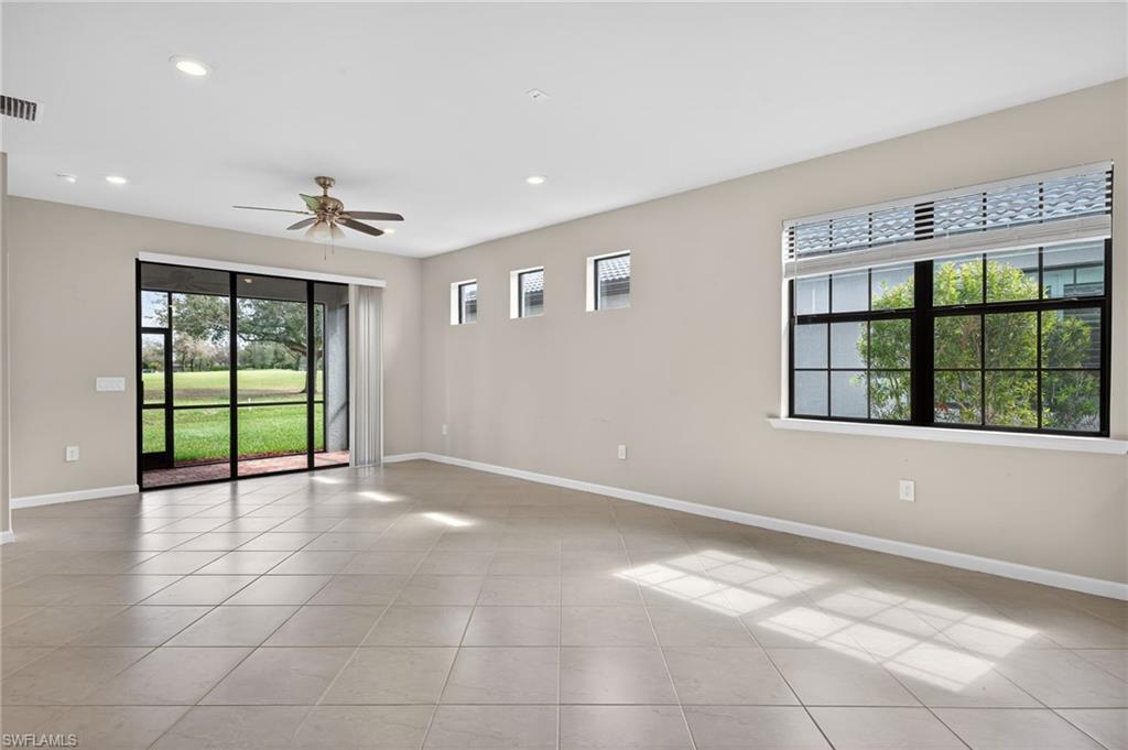 COUNTRY CLUB - Residential