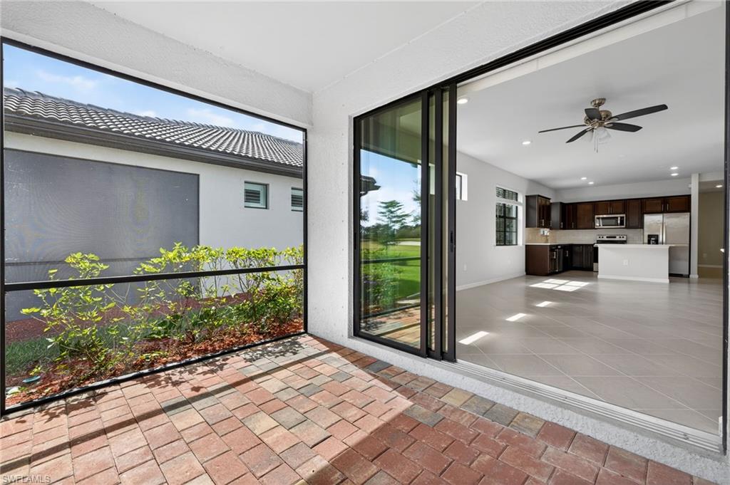 COUNTRY CLUB - Residential