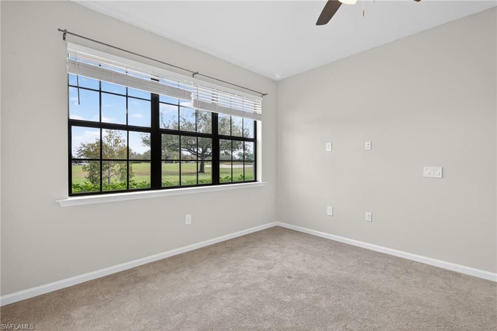 COUNTRY CLUB - Residential