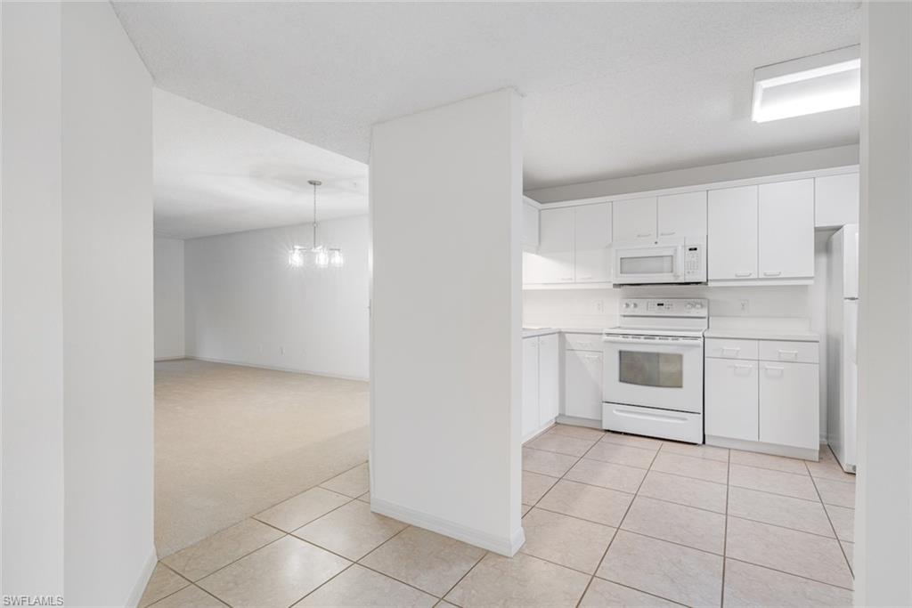 VILLAGES AT EMERALD LAKES - Residential