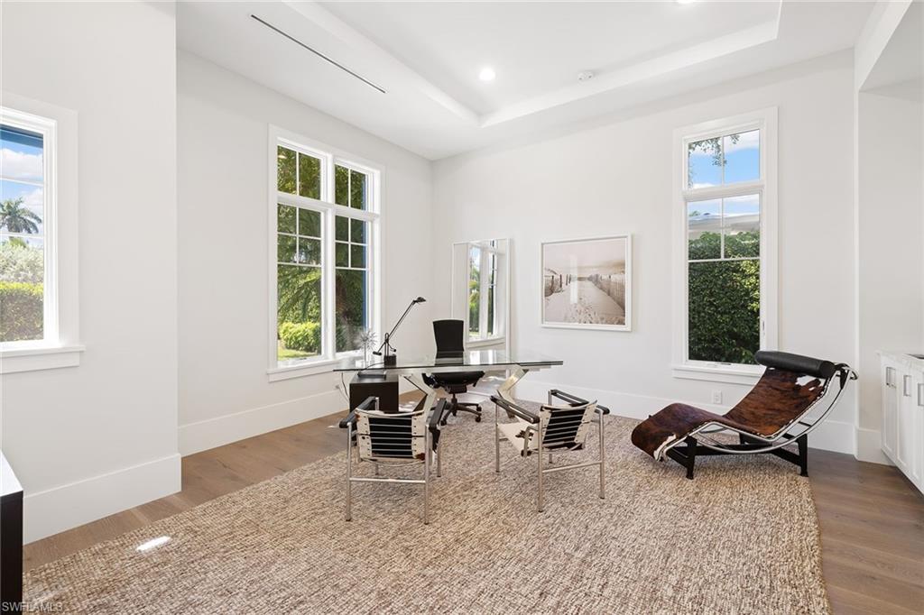 RIDGE LAKE - Residential