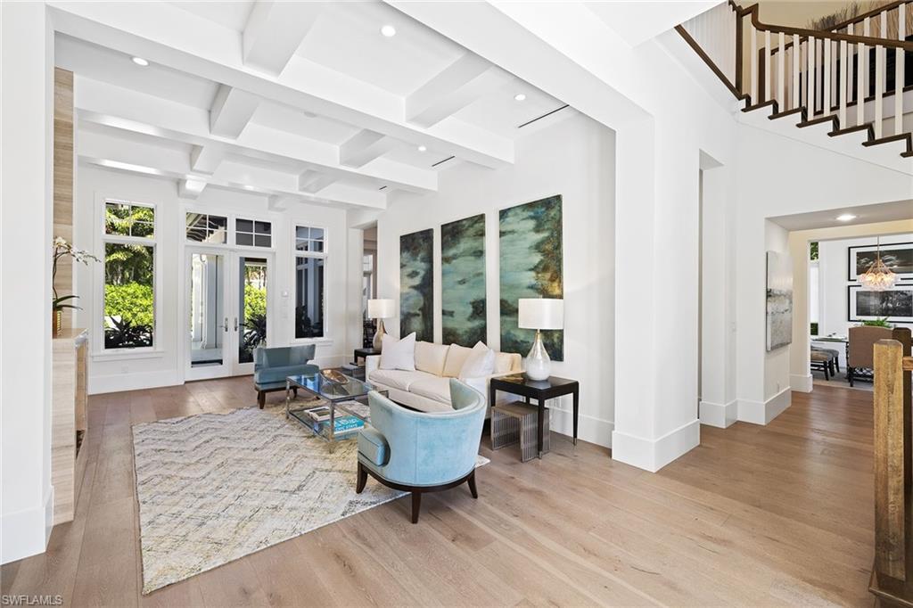 RIDGE LAKE - Residential