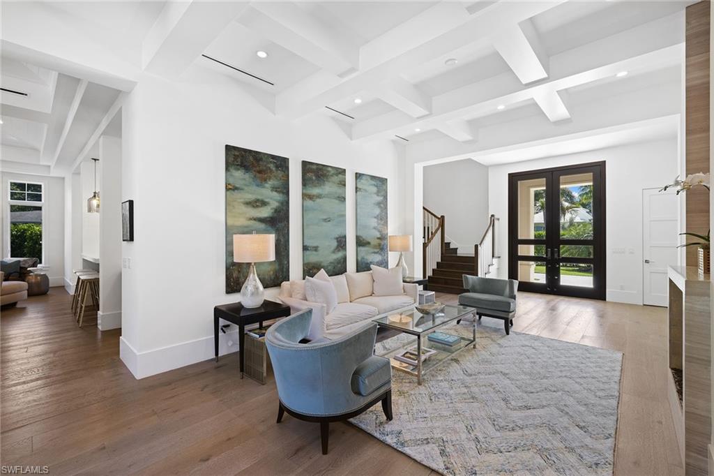 RIDGE LAKE - Residential