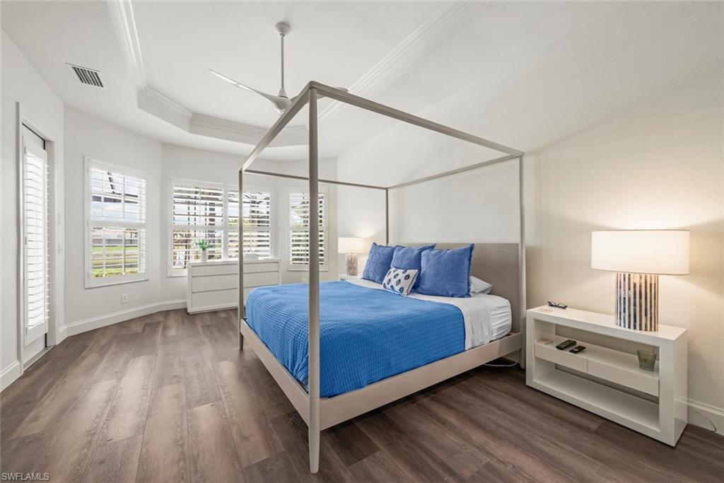 HOLLYBROOK - Residential