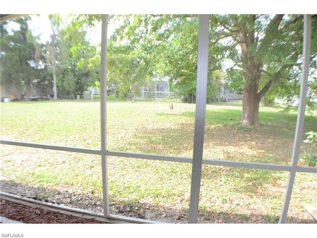 WILLOW LAKE - Residential