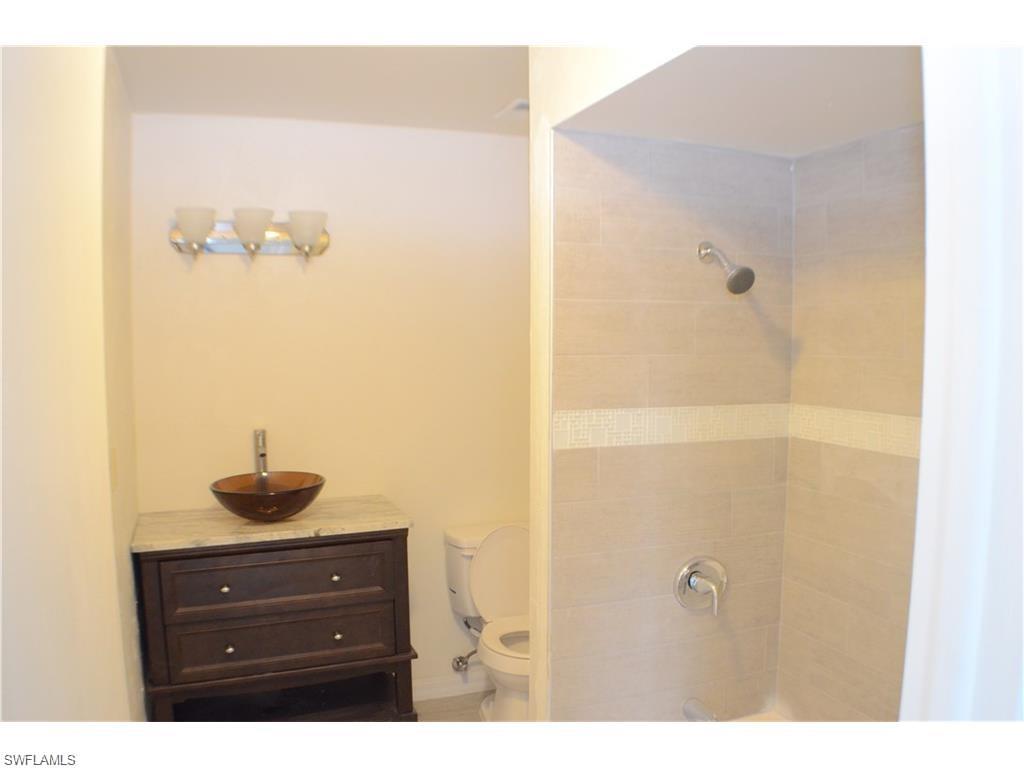 WILLOW LAKE - Residential