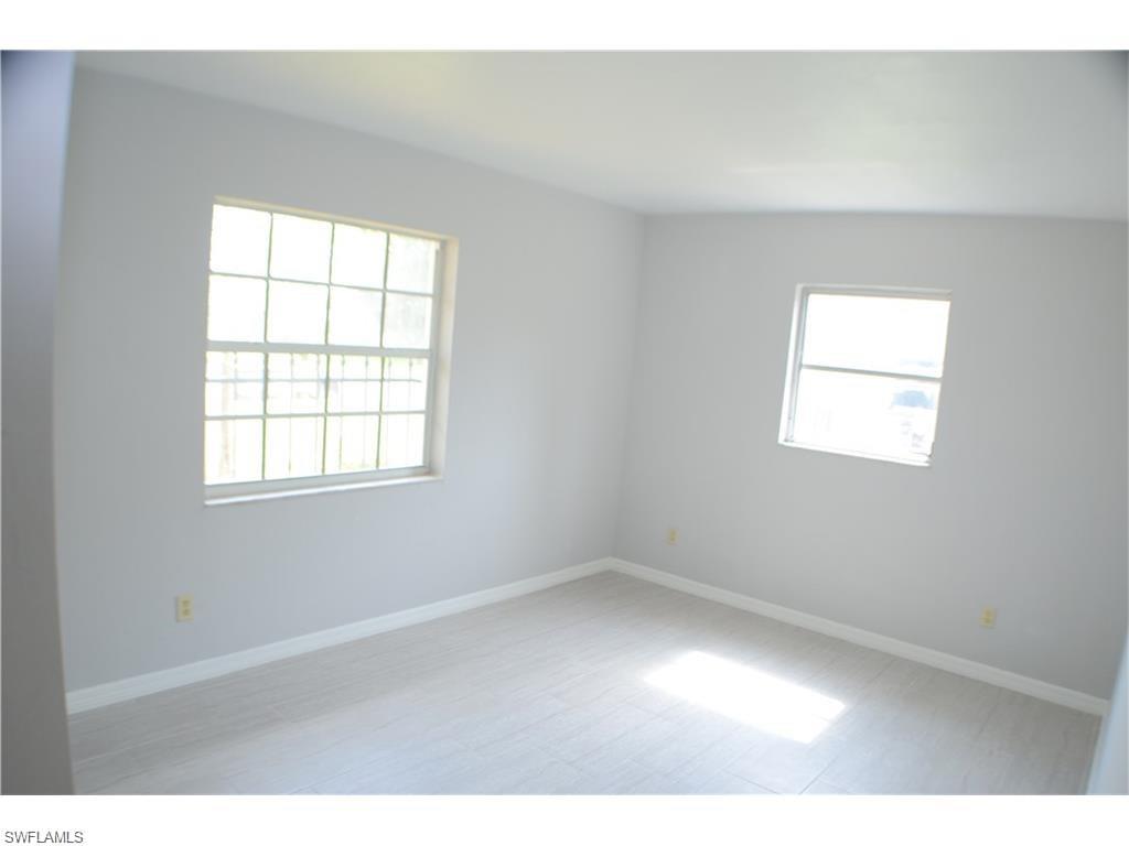 WILLOW LAKE - Residential