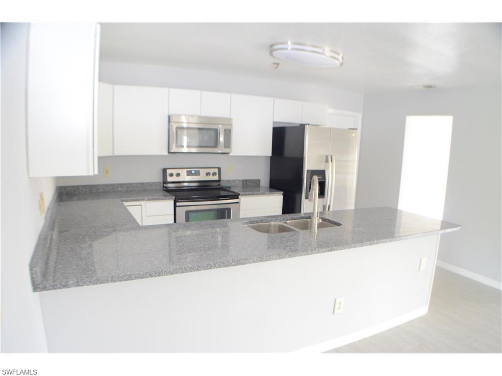 WILLOW LAKE - Residential